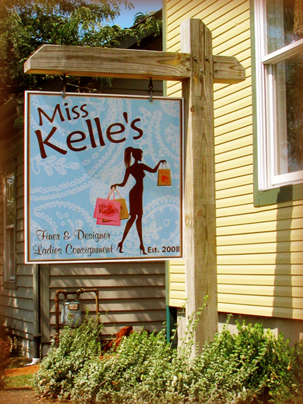 Miss Kelle's Consignment Store Sign